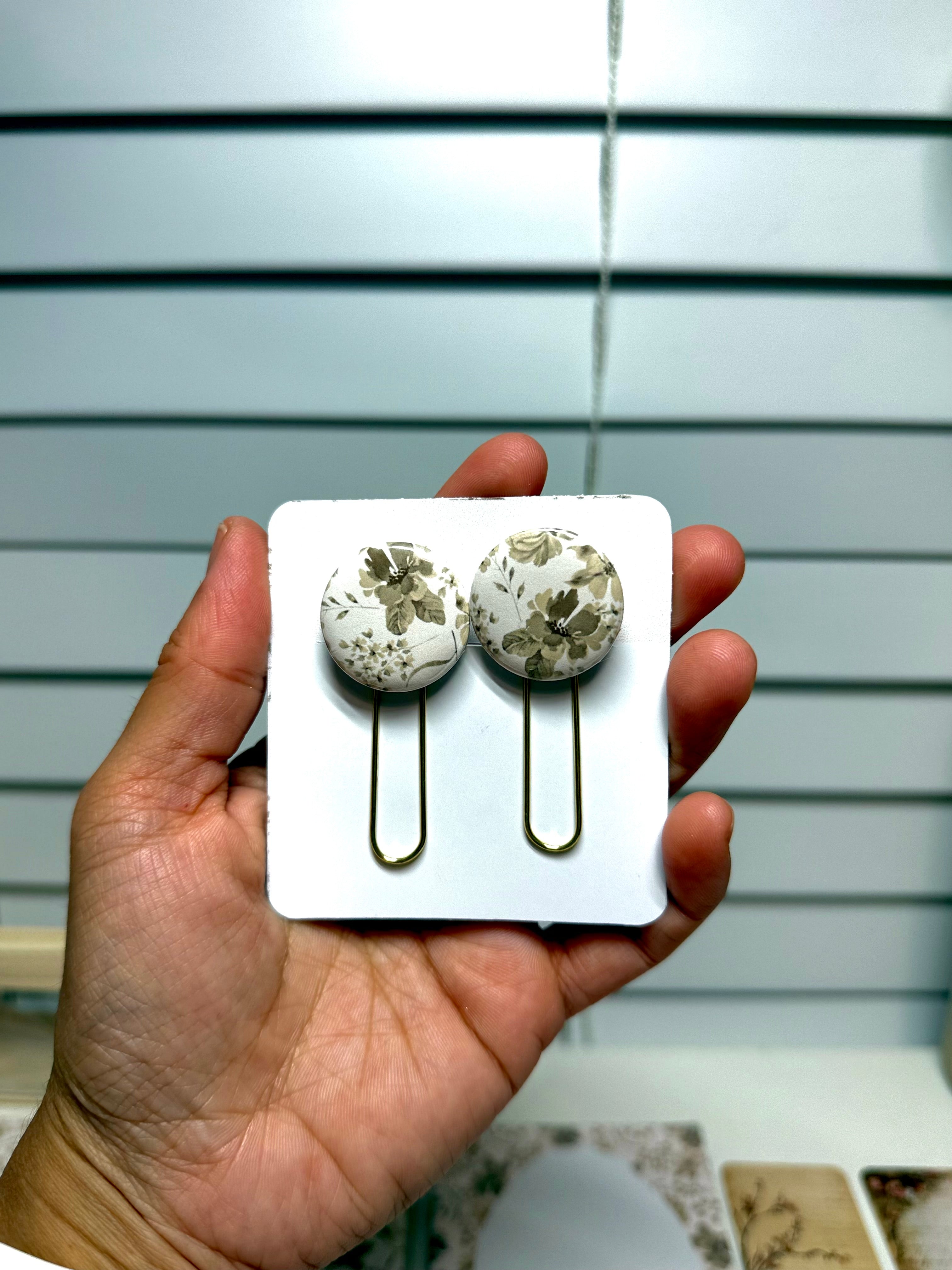 Ivory Bloom Premium